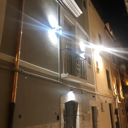 דירה Dimora Del Borgo Antico בארי