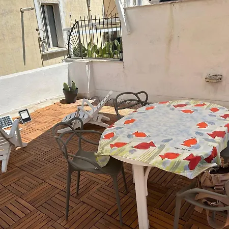 דירה Dimora Del Borgo Antico בארי